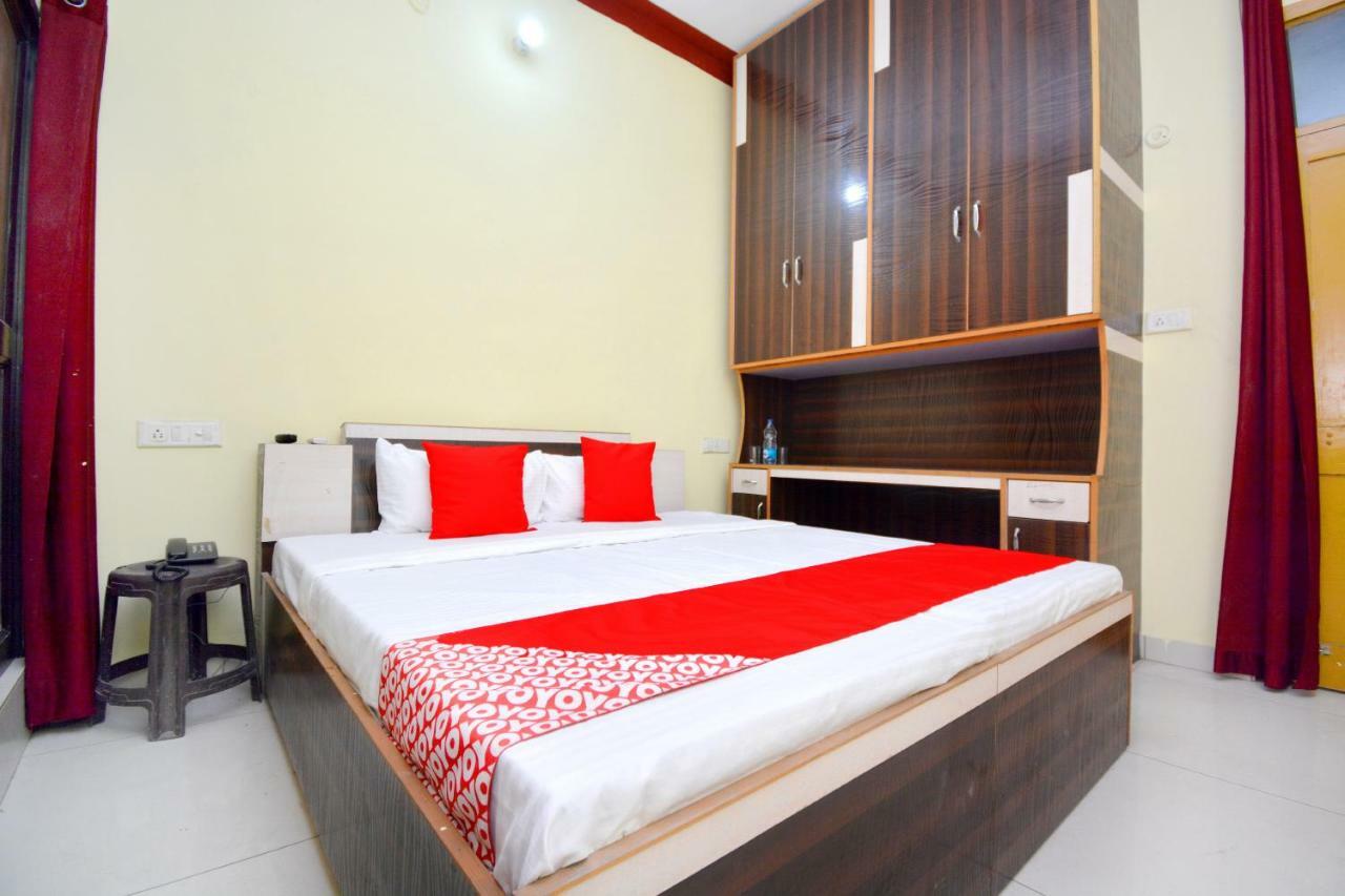 Hôtel Oyo 40306 White House à Jalandhar Extérieur photo