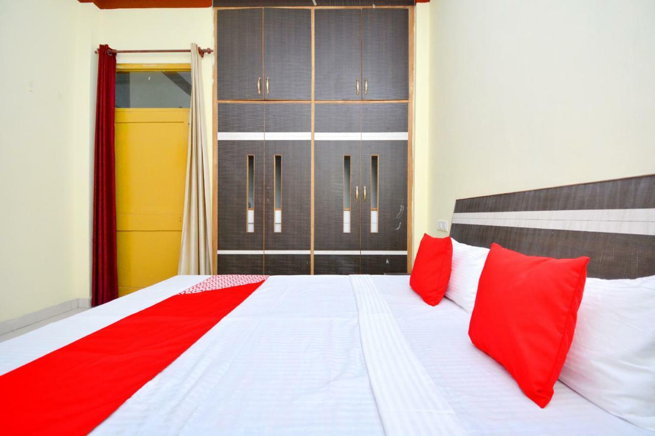 Hôtel Oyo 40306 White House à Jalandhar Extérieur photo