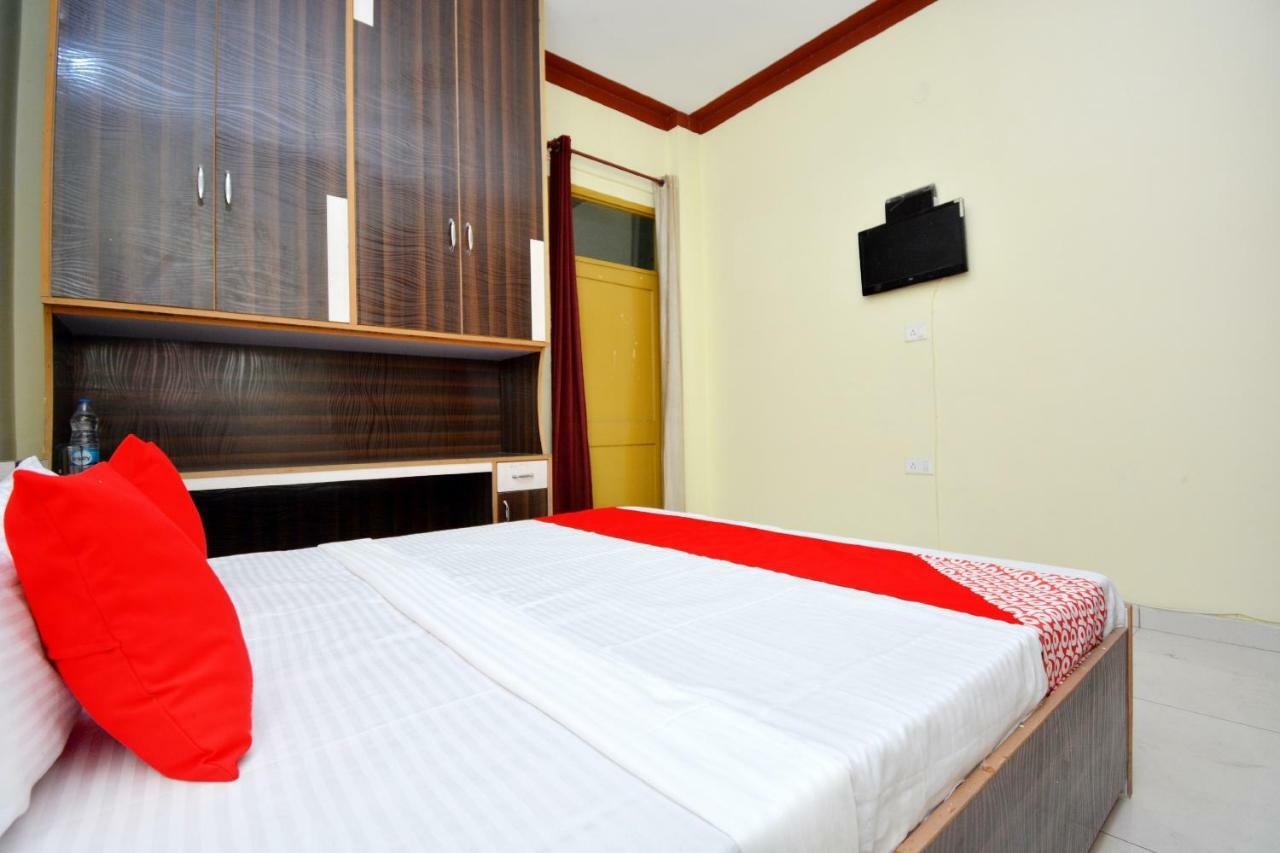 Hôtel Oyo 40306 White House à Jalandhar Extérieur photo